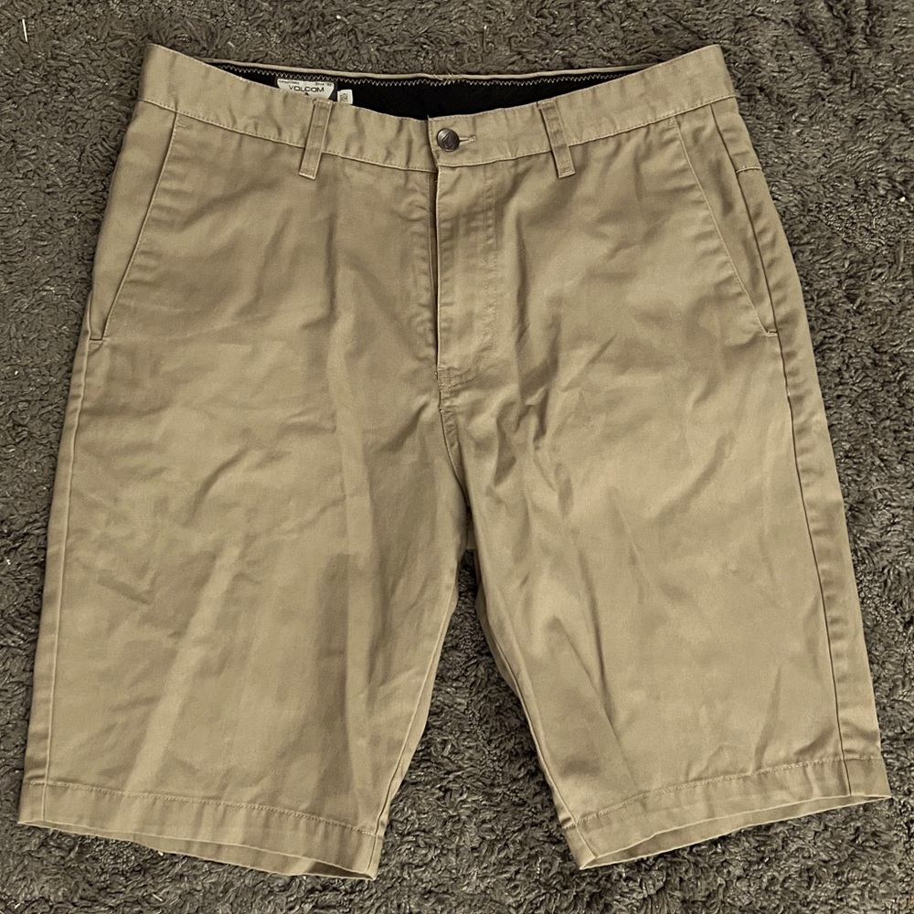 Volcom Short Size 32